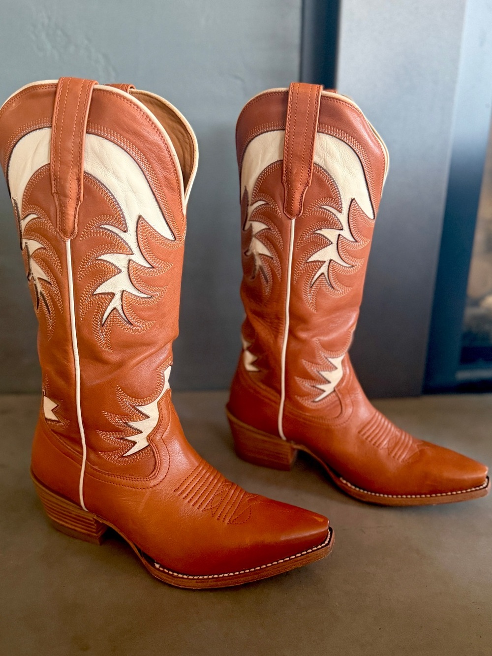 Tecovas Limited Edition Annie in Pecan and Bone